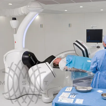 Ангиографическая система GE Healthcare Discovery IGS 730